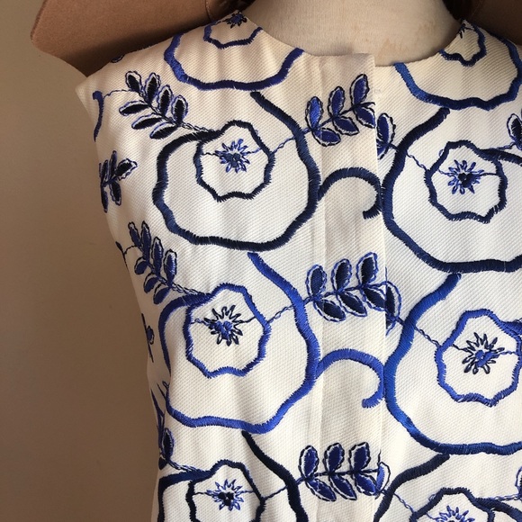 Stephanie Cueller Embroidered Vest - Picture 3 of 5